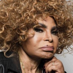 跟“小鸟”同天死 加林查第二任妻子去世 享年91岁